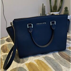 Micheal Kors Leather Navy Satchel